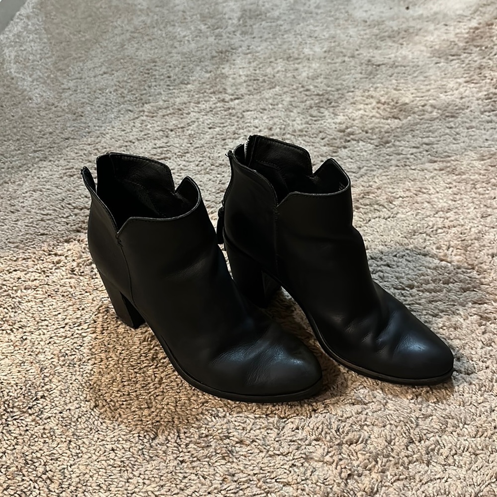 Black BP Genuine Leather Dress Boots w/ Zipper Back